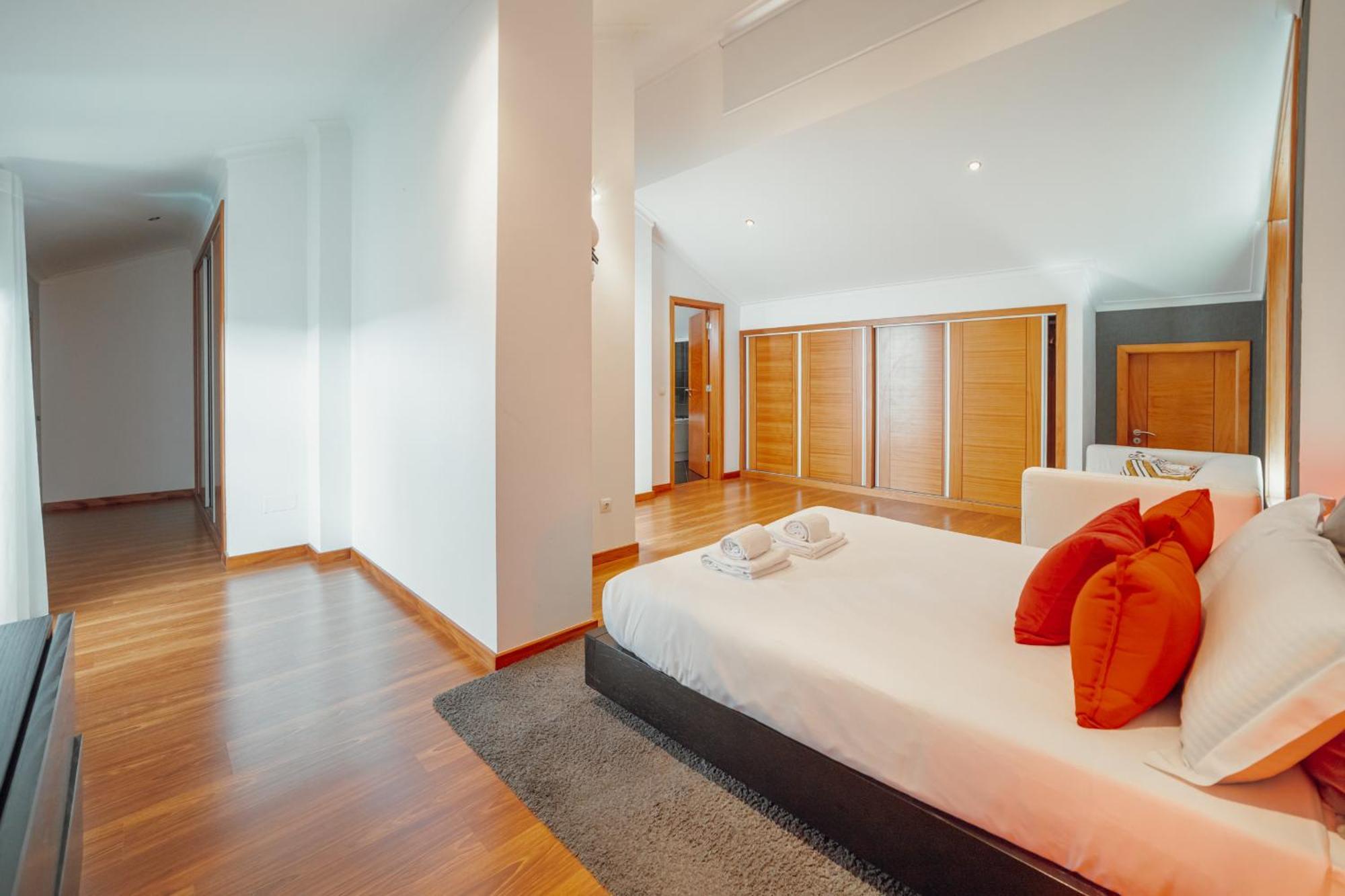 Villa Pool & Cinema By Vacationy Oporto